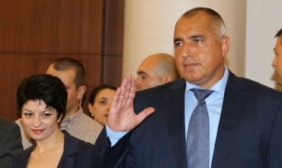 „Казват: Борисов, стига си се връщал към миналото, но няма как, защото ние плащаме миналото и то с огромни пари“